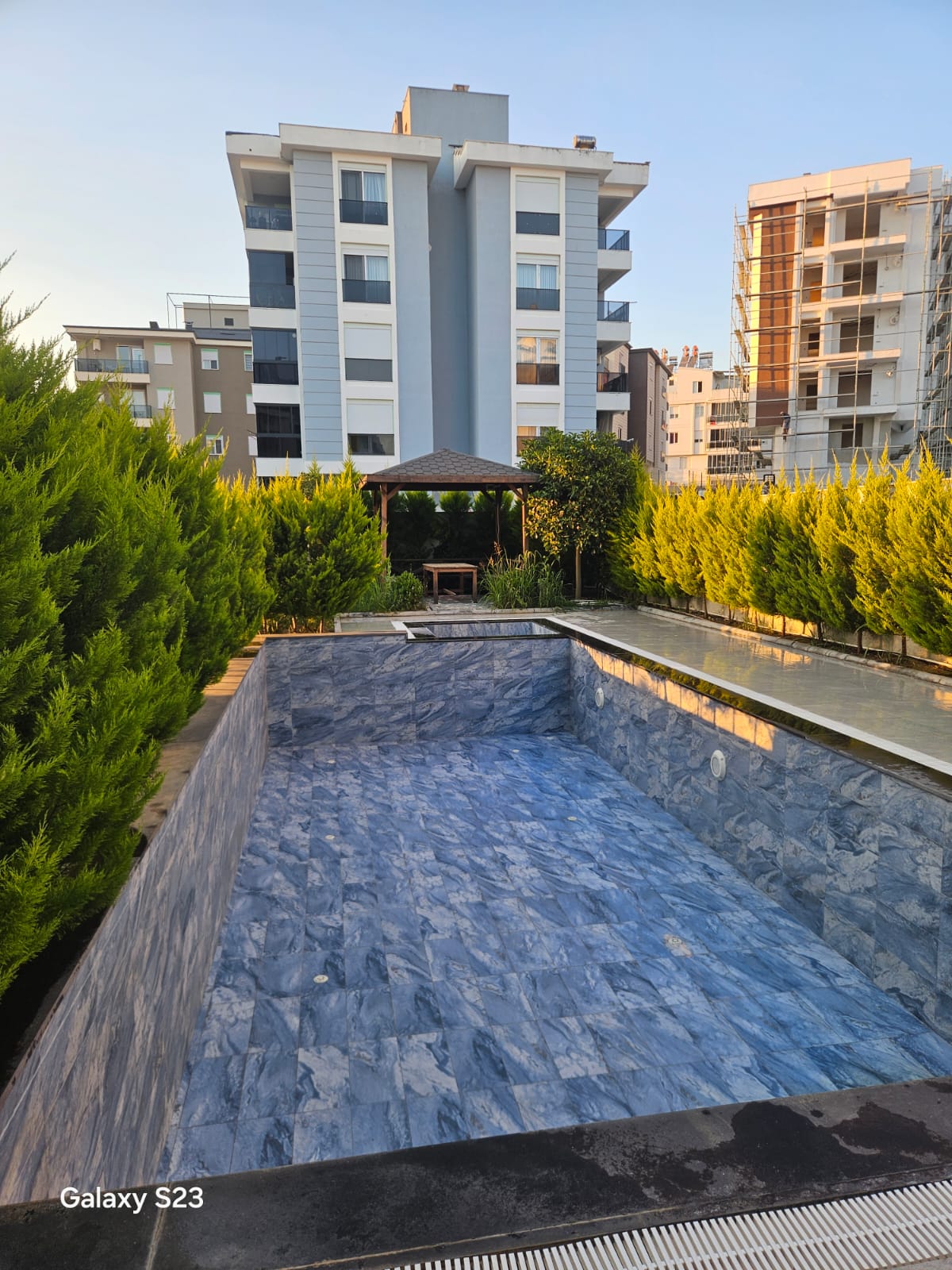 Antalya havuz açılışı sonrası temiz villa havuzu